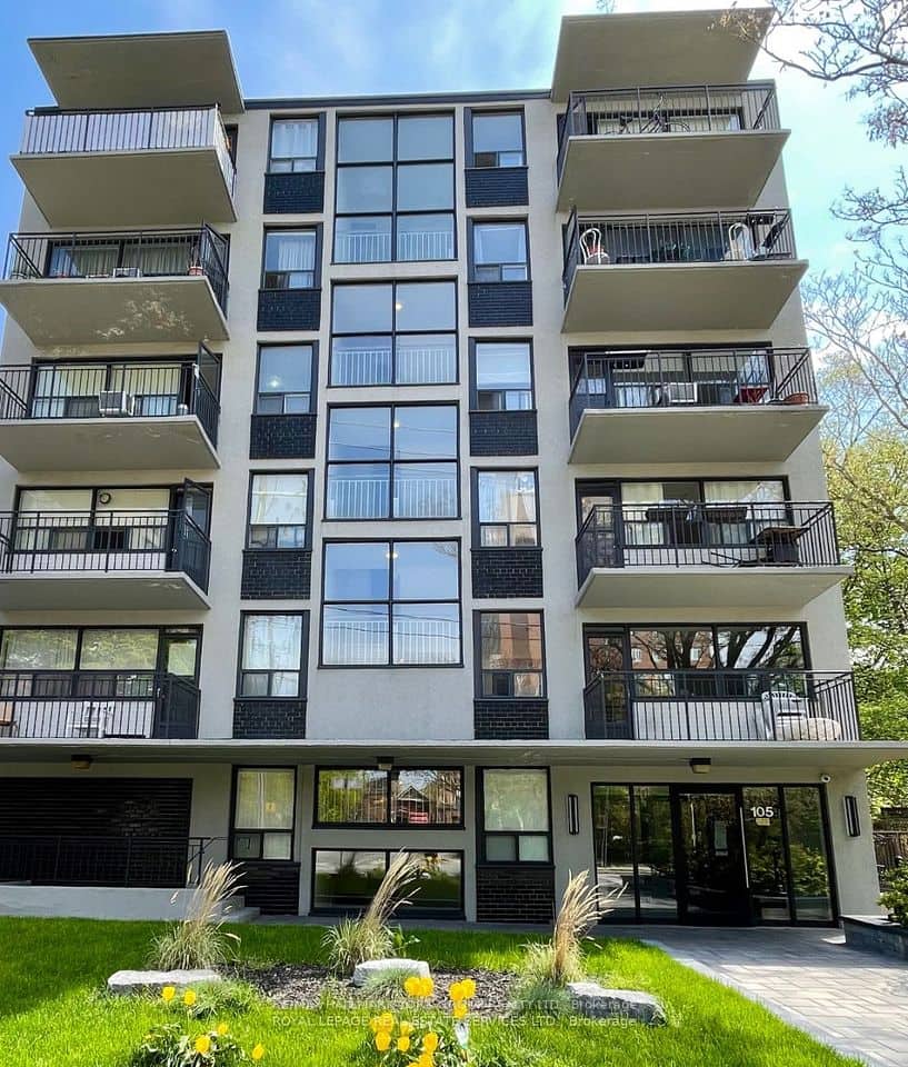 105 Raglan Avenue, Toronto