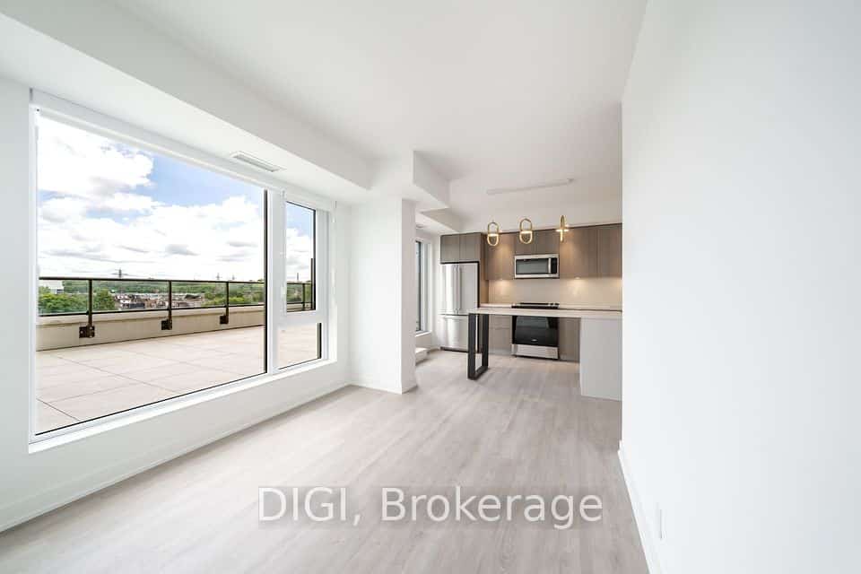 485 Perth Avenue #E613, Toronto, ON M6N 0B9