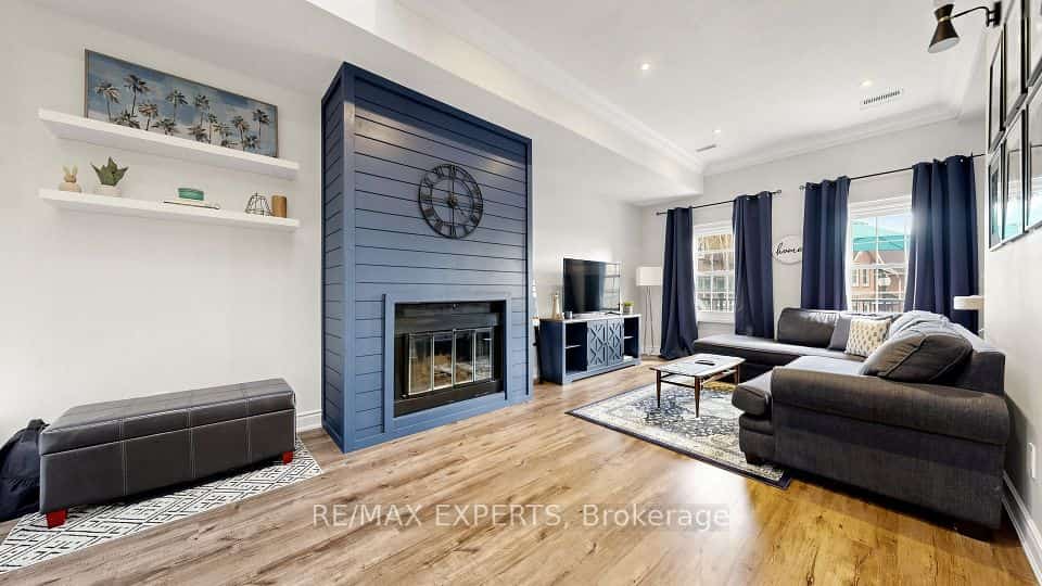 7 Warbrick Lane, Caledon, ON L7E 1G3