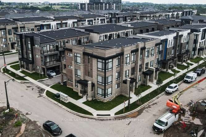 3148 Perkins Way, Oakville, ON L6H 7Z1