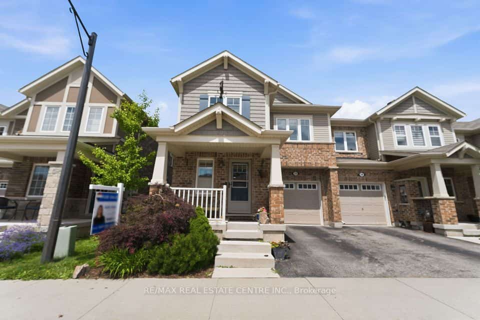22 Spring Creek Drive #33, Hamilton, ON L8B 1V7