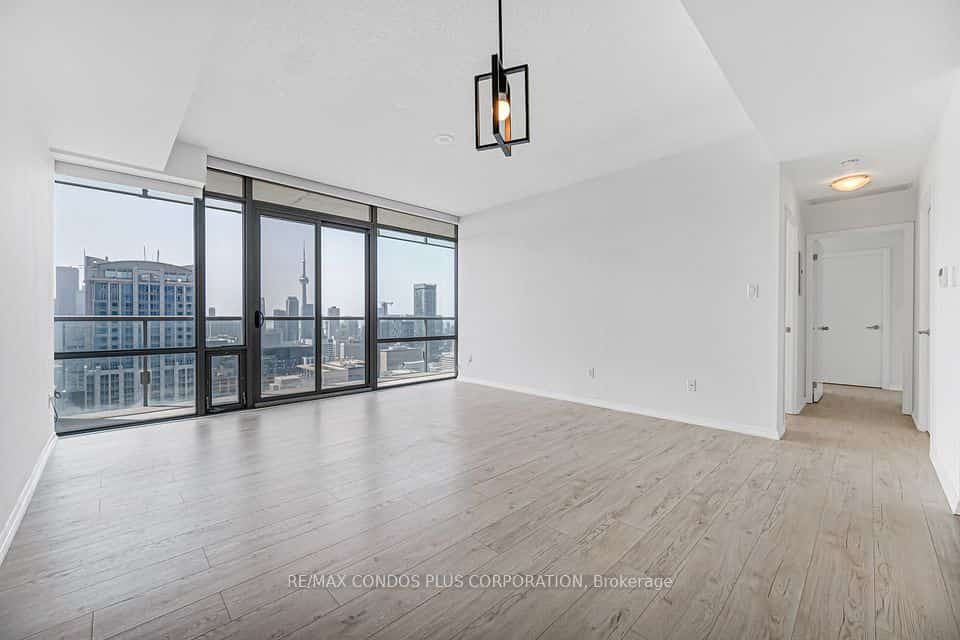 38 Grenville Street #4404, Toronto, ON M4Y 1A5