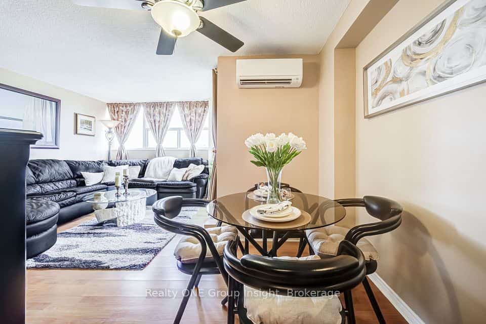 2900 Battleford Road #516, Mississauga, ON L5N 2V9