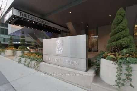 183 Wellington Street W #2303, Toronto, ON M5V 0A1