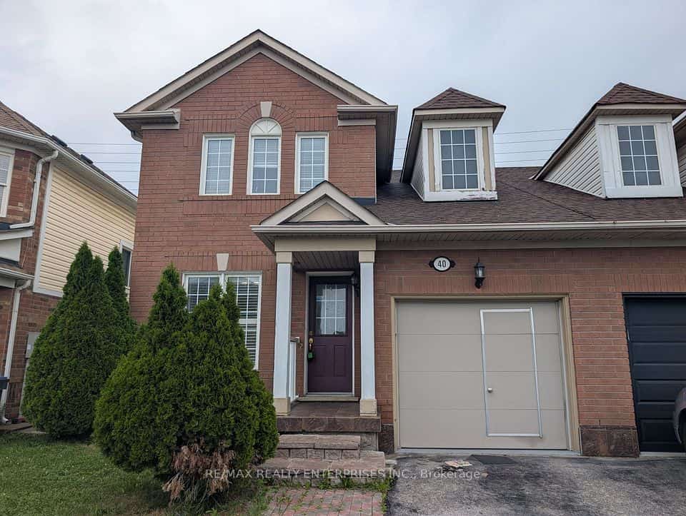 40 Sweetwood Circle, Brampton, ON L7A 2X7