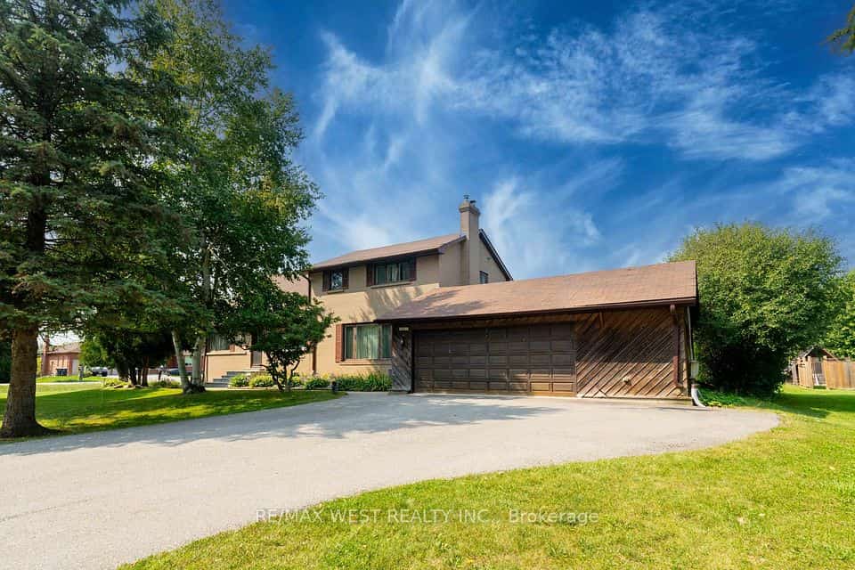 45 Marysfield Drive, Brampton, ON L6P 0J2