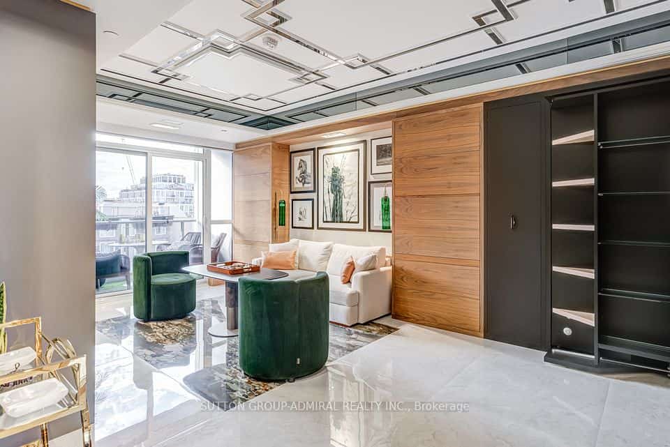 88 Cumberland Street #505, Toronto, ON M5R 0C8