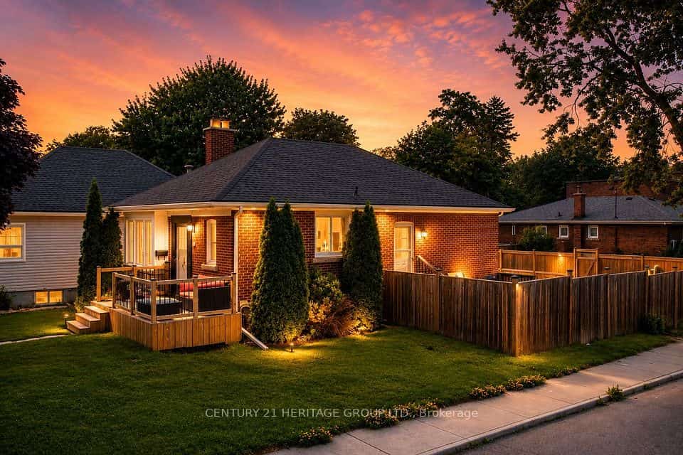 47 Brucedale Avenue E, Hamilton, ON L9A 1N1
