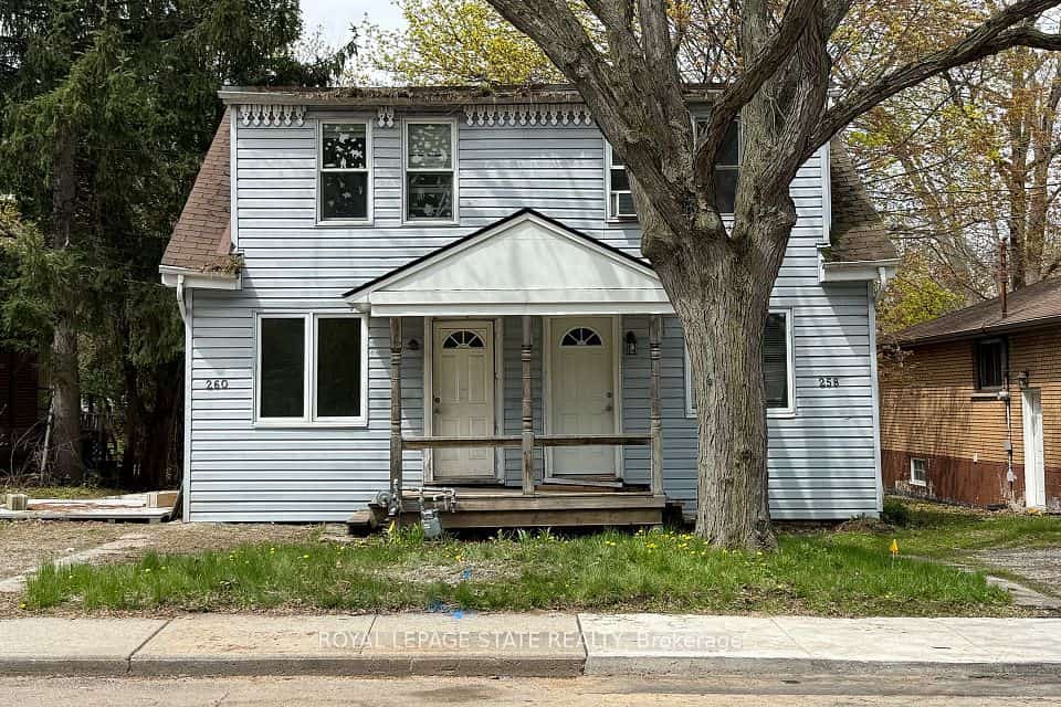 260 Emerson Street, Hamilton, ON L8S 2Y6
