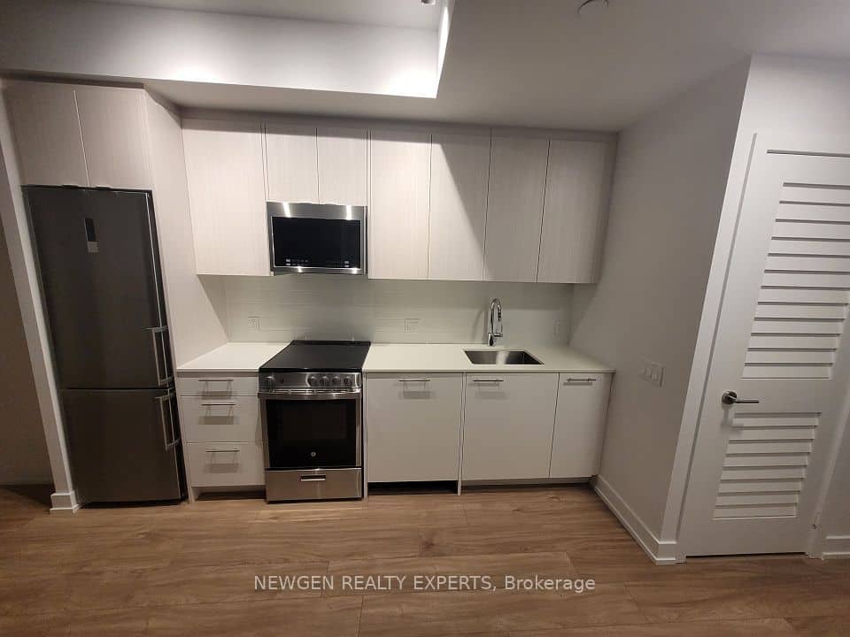 225 Veterans Drive W, Brampton
