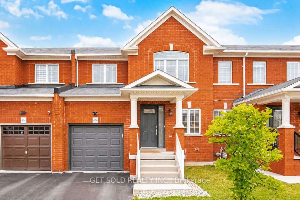 426 Geddes Landing, Milton, ON L9T 7X3