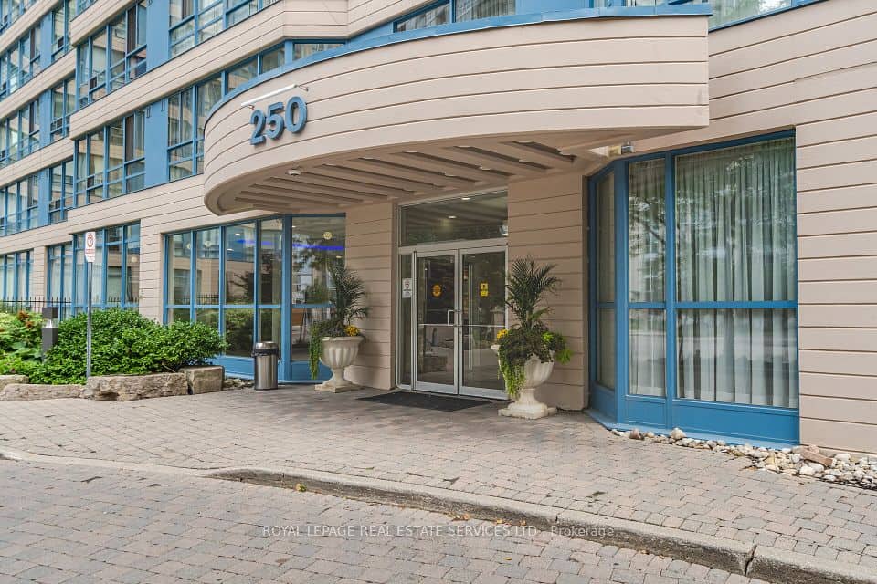 250 Webb Drive, Mississauga