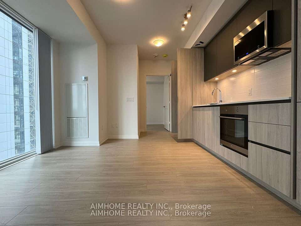8 Widmer Street #2903, Toronto, ON M5V 0W6