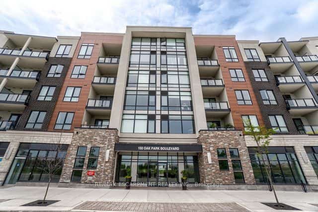 150 OAK PARK Boulevard #220, Oakville, ON L6H 3P2