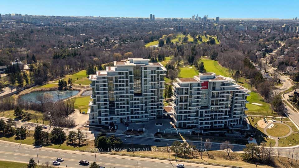 399 Royal Orchard Boulevard #617, Markham, ON L3T 0H3