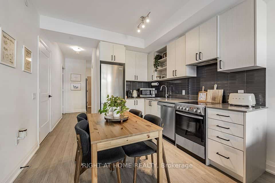 50 George Butchart Drive #224, Toronto, ON M3K 0C9