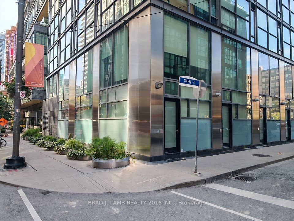 25 Oxley Street, Toronto