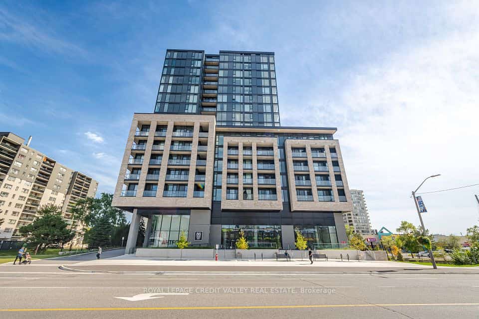 86 Dundas Street E #315, Mississauga, ON L7A 0B1