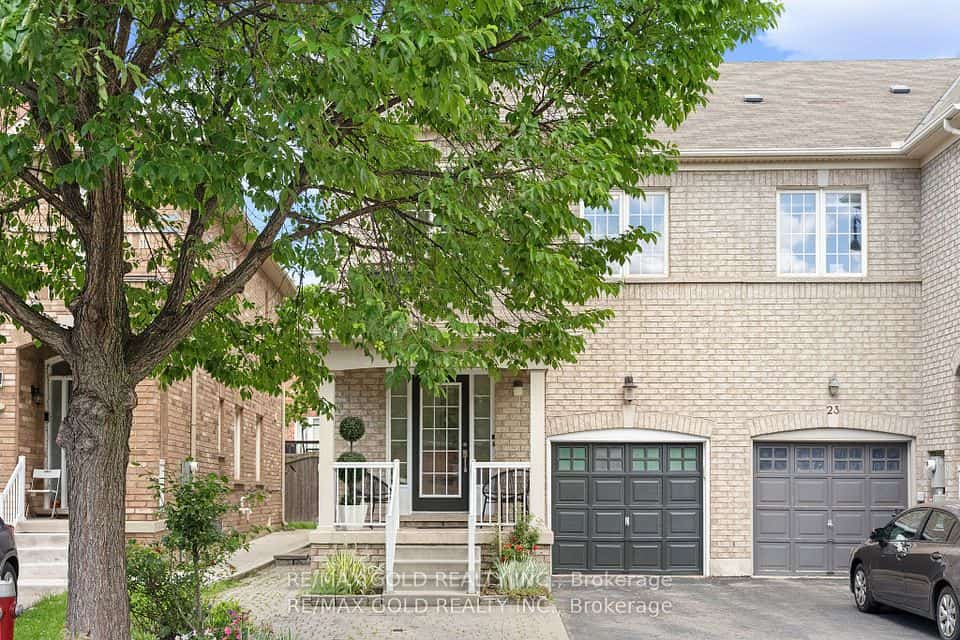 25 Frenchpark Circle, Brampton, ON L6X 0Y5