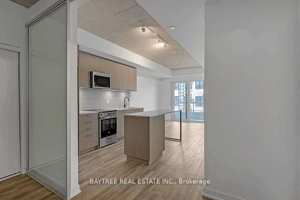 1808 St Clair Avenue W #201, Toronto, ON M6N 0C1