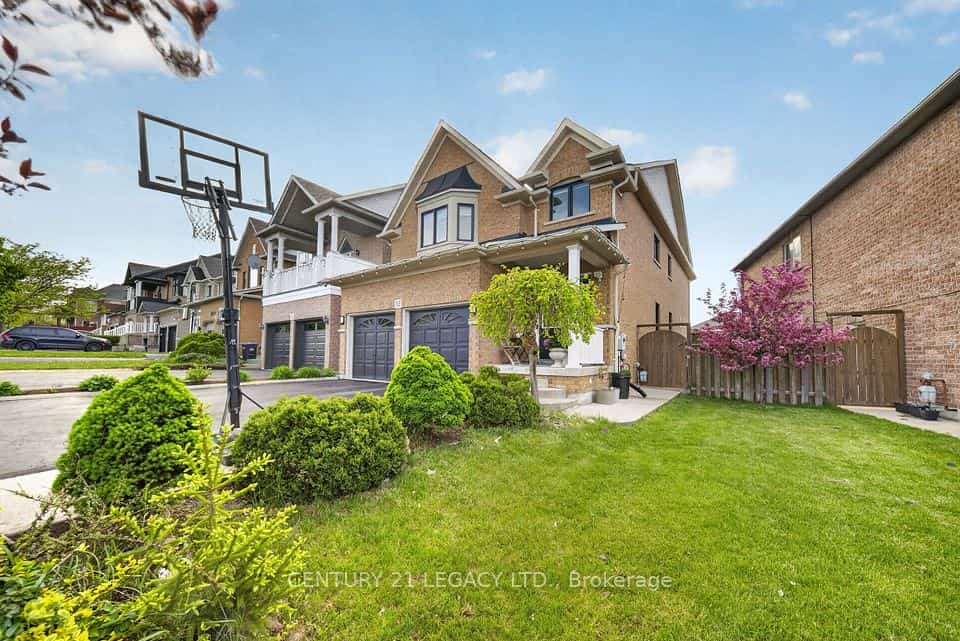 12 Aria Lane, Brampton, ON L6S 6J5