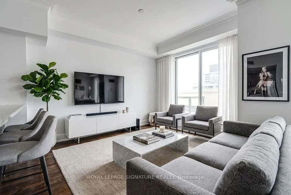 650 Sheppard Avenue E #PH06, Toronto, ON M2K 3E4