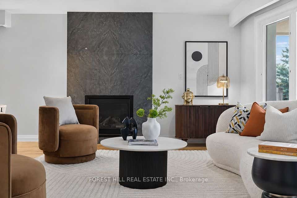 1 Heathview Avenue, Toronto, ON M2K 2B9