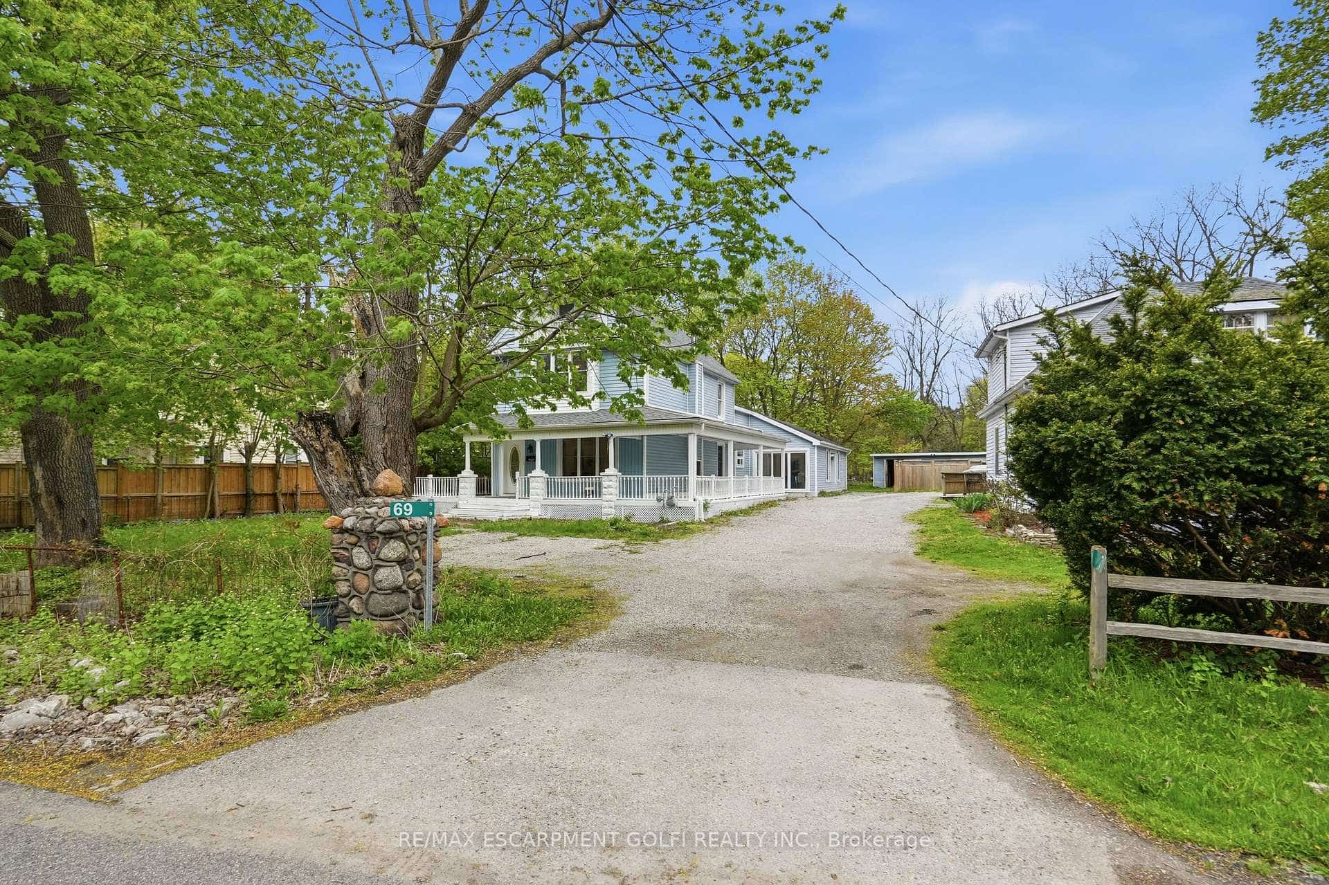 69 Highway 8, Hamilton, ON L9H 4V1