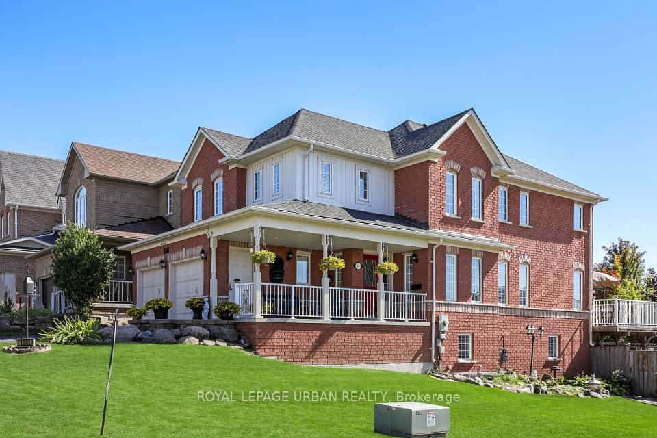 1081 Keswick Court, Oshawa, ON L1K 2V2