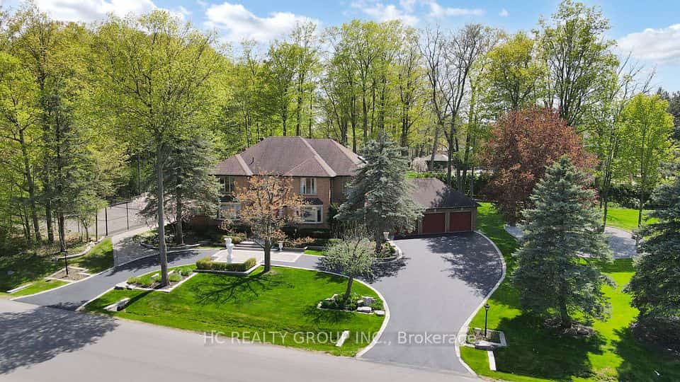 2 Glenridge Drive, Markham, ON L6C 1A1