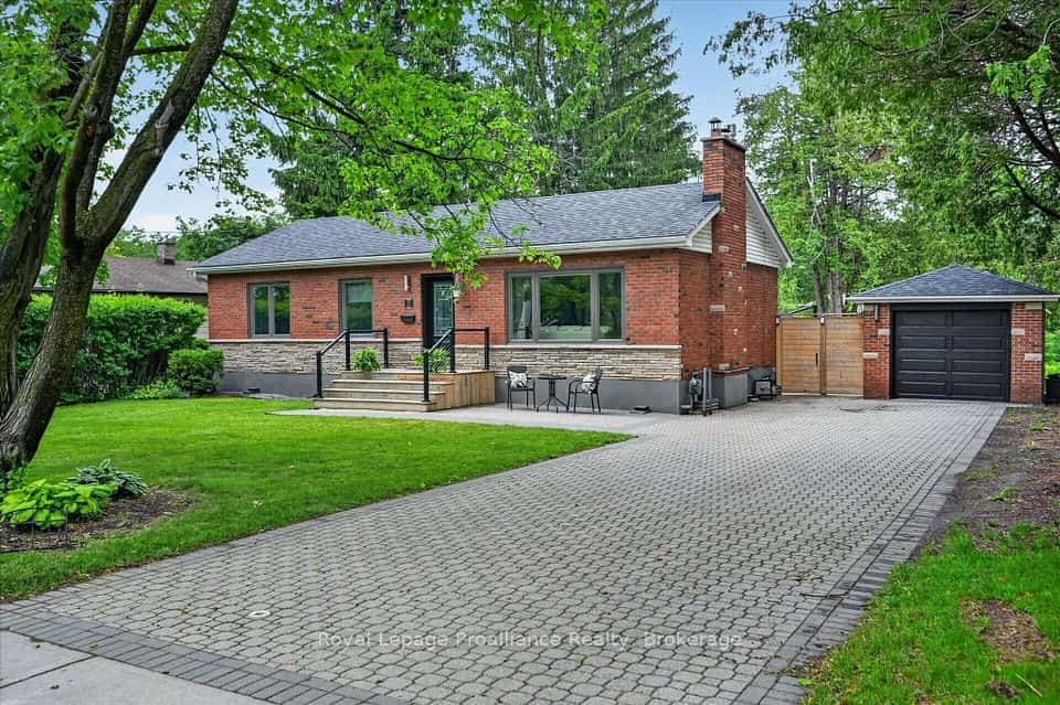 59 Wallis Drive, Peterborough, ON K9J 6B9
