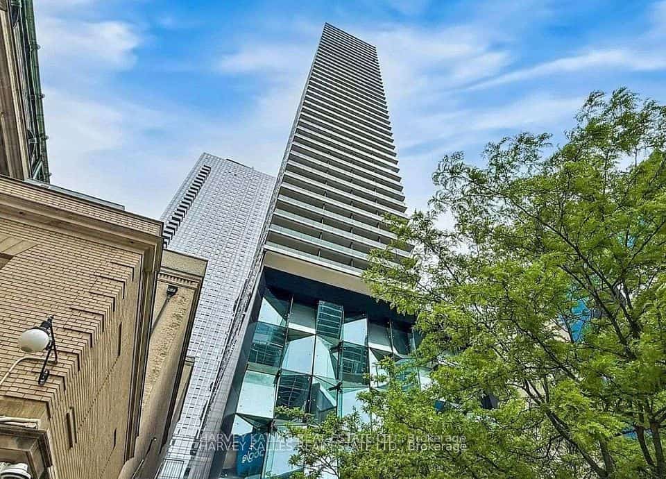 224 King Street W #1507, Toronto, ON M5H 0A6