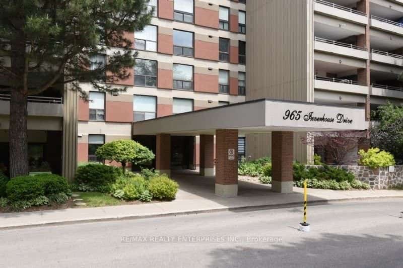 965 Inverhouse Drive #709, Mississauga, ON L5J 4B4