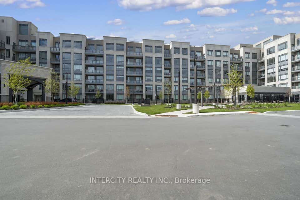 2075 King Road #333, King, ON L7B 0R6