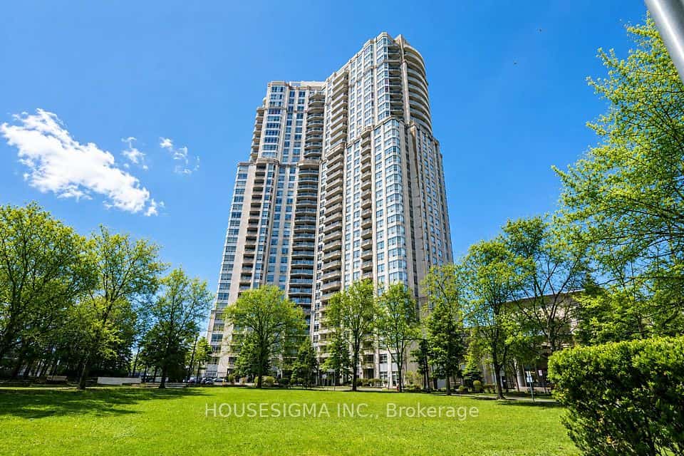 35 Kingsbridge Garden Circle #513, Mississauga, ON L5R 3Z5