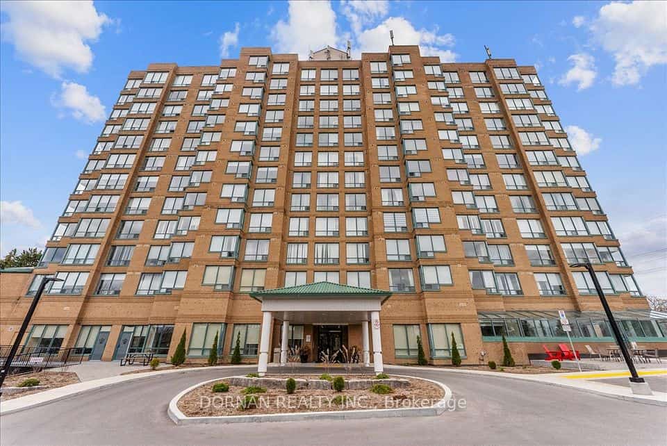 711 Rossland Road E #1112, Whitby, ON L1N 8Z1