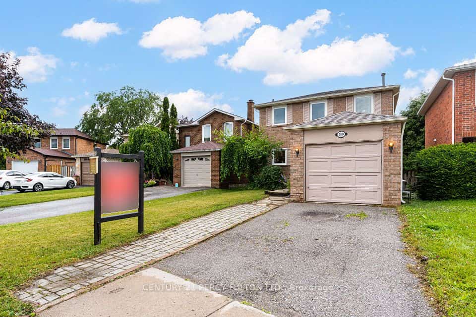 510 Alder Court, Pickering, ON L1V 4T1