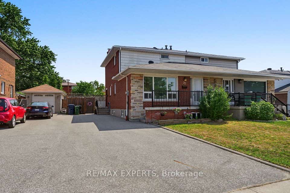 25 Riverton Drive, Toronto, ON M9L 2N8
