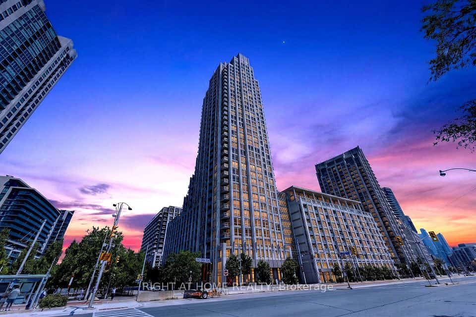 628 Fleet Street #509, Toronto, ON M5V 1A8