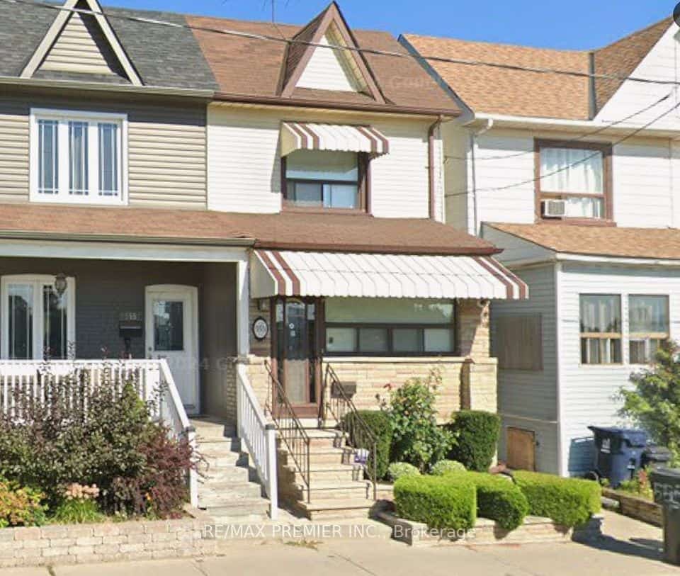 553 Greenwood Avenue, Toronto, ON M4J 4A7