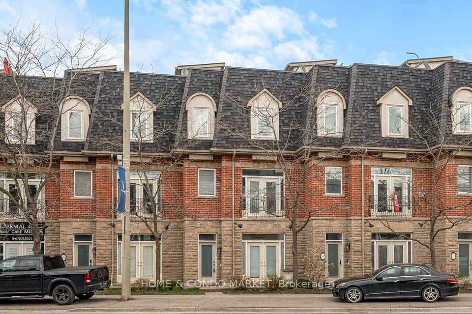 194 Lakeshore Road W, Mississauga