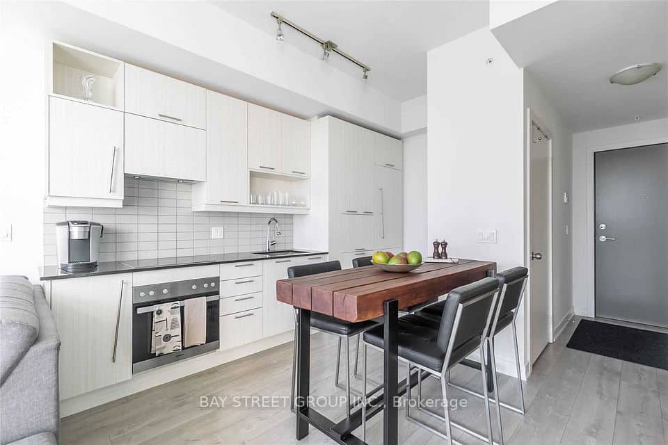 30 Nelson Street, Toronto