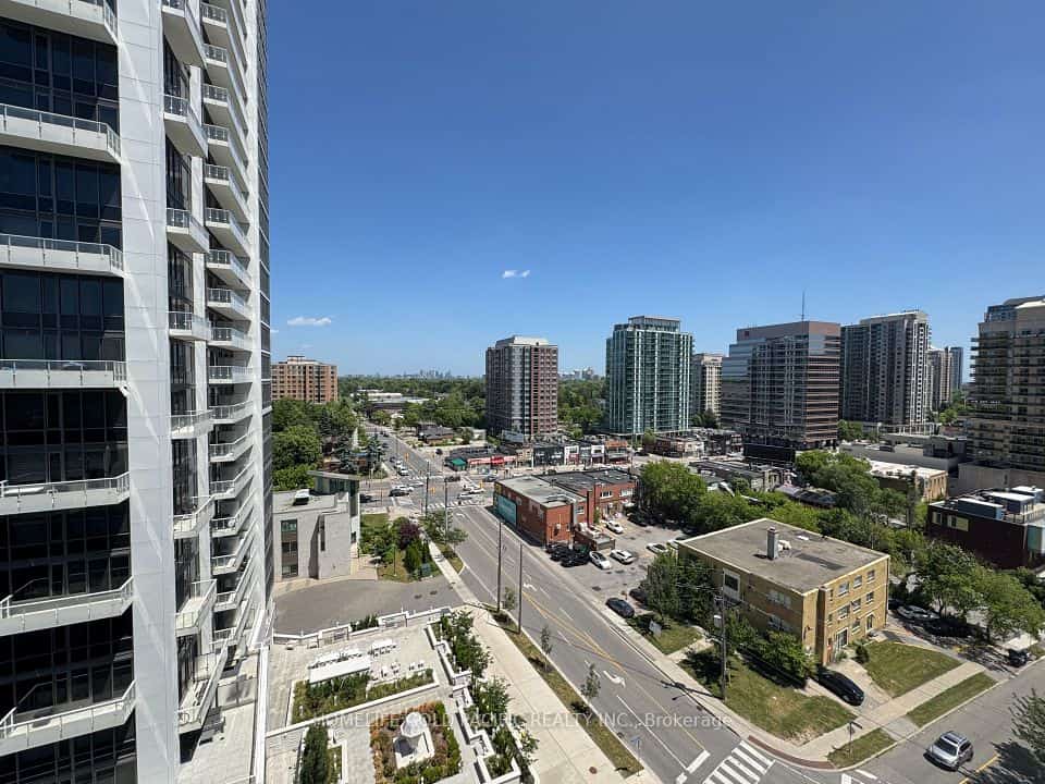 68 Canterbury Place #1115, Toronto, ON M2N 0H8