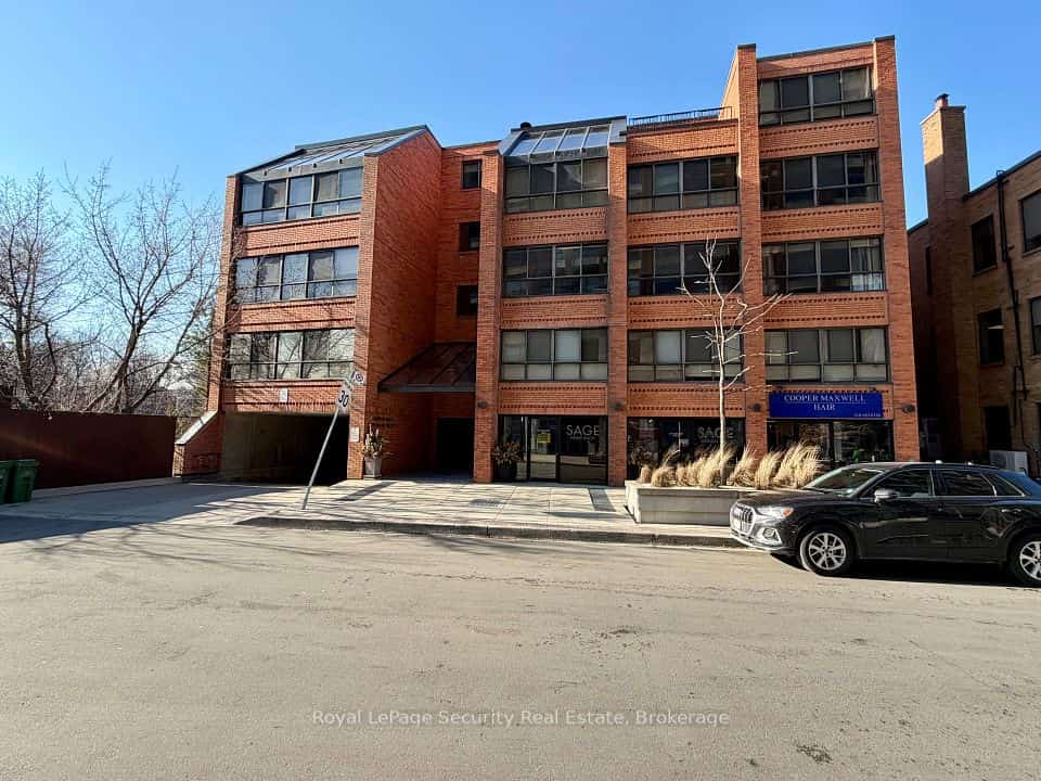 20 Glebe Road W #10, Toronto, ON M5P 1C9
