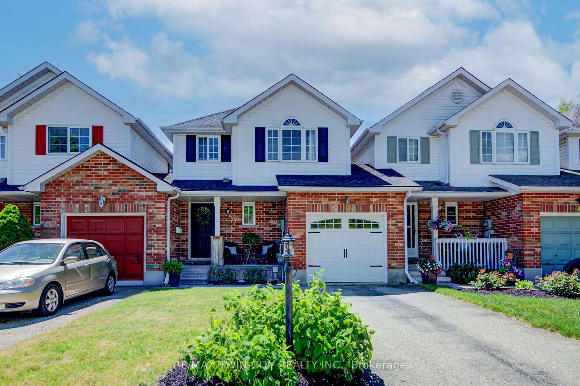 243 Auburn Drive, Waterloo, ON N2K 3X7