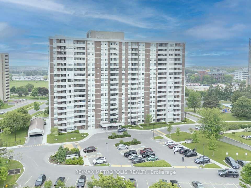 44 Falby Court #707, Ajax, ON L1S 3L1