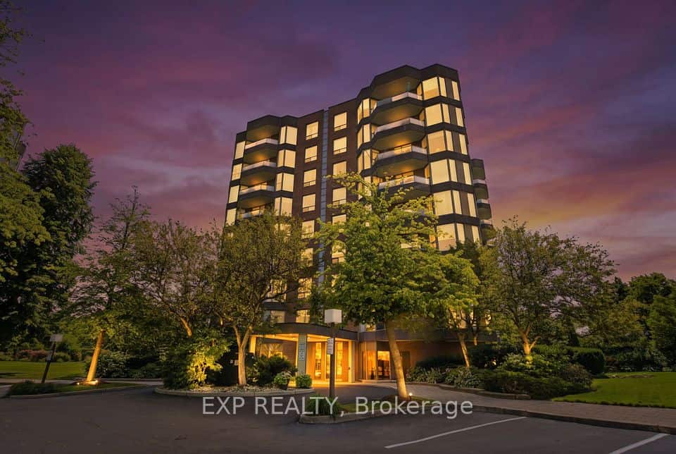 1903 Pilgrims Way, Oakville