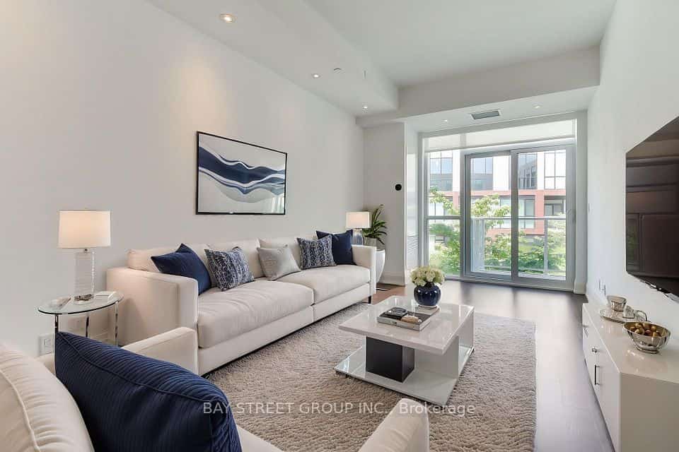 20 Fred Varley Drive #312, Markham, ON L3R 1S4