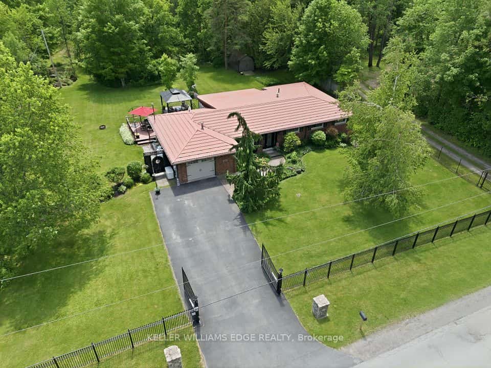 484 11TH CONCESSION Road E, Hamilton, ON L8B 1J1
