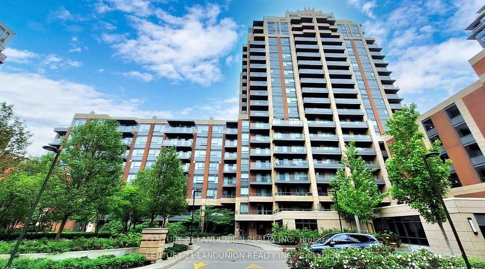 18 Uptown Drive #808, Markham, ON L3R 5M8